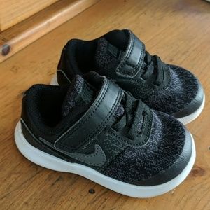 Toddler nikes